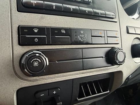 Used 2016 Ford F350 XLT AWD/4WD image 23