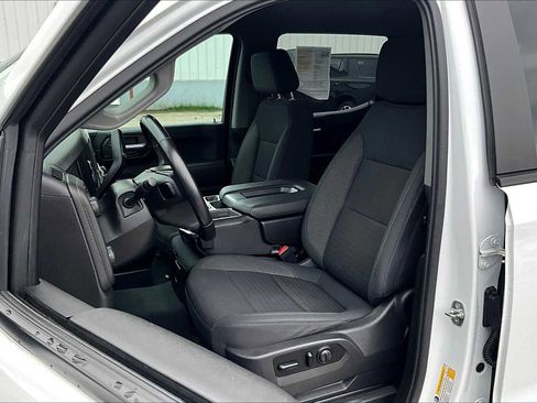 Used 2021 Chevrolet Silverado 1500 RST image 10