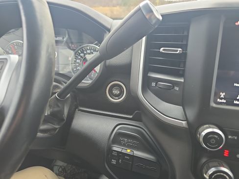 Used 2021 RAM 3500 Big Horn w/ Level 2 Equipment Group image 26