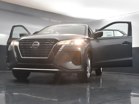 Used 2024 Nissan Kicks S FWD image 50
