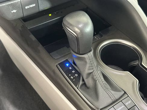 Used 2023 Toyota Camry XSE FWD image 30