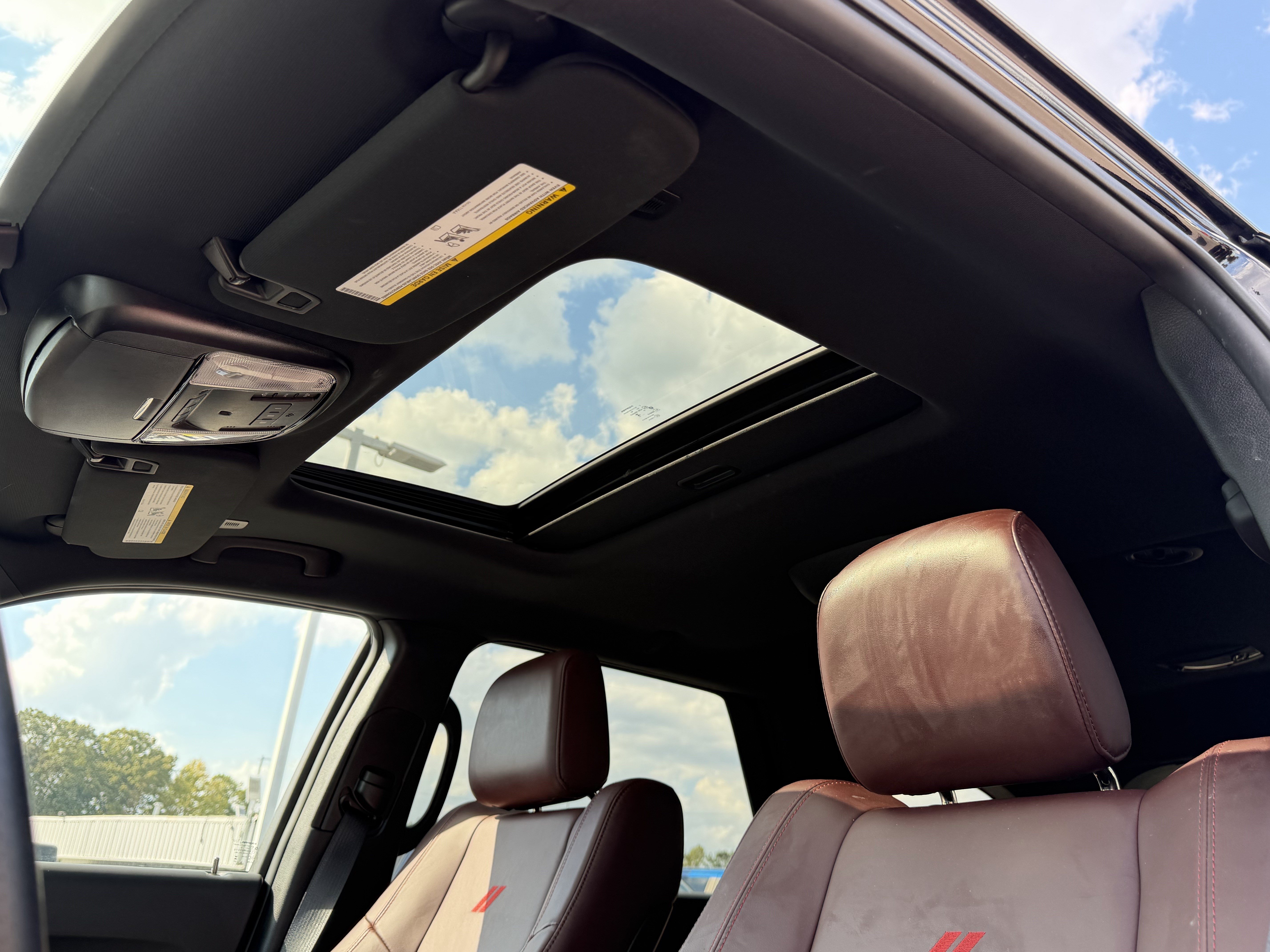 Used 2025 Dodge Durango GT AWD/4WD image 31