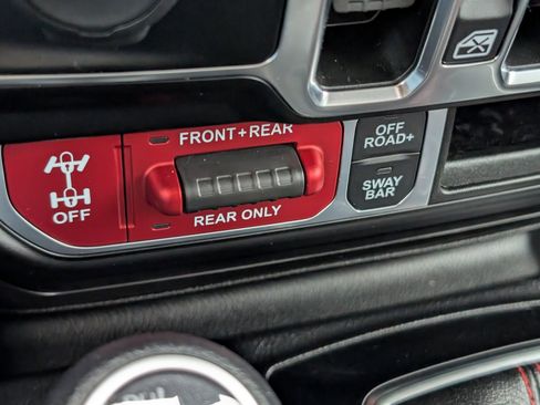 Used 2022 Jeep Wrangler Unlimited Rubicon w/ LED Lighting Group image 22