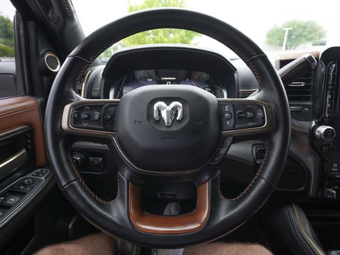 Used 2024 RAM 2500 Limited w/ Safety Group image 18