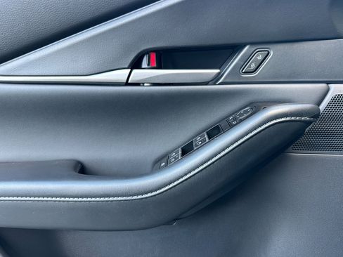 Used 2025 MAZDA CX-30 AWD 2.5 S w/ Select Sport Pkg image 12