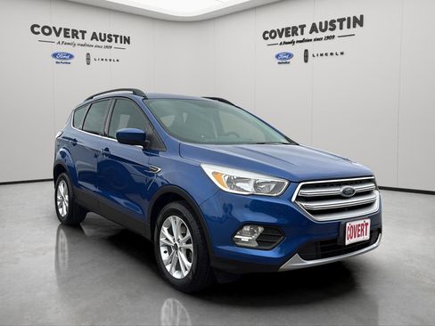 Used 2018 Ford Escape SE image 7