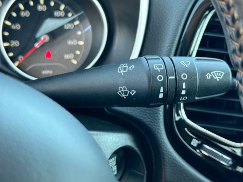 Used 2021 Jeep Compass Limited FWD image 31