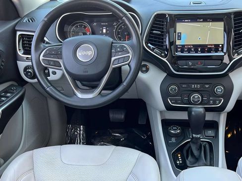 Used 2020 Jeep Cherokee Limited AWD/4WD image 9