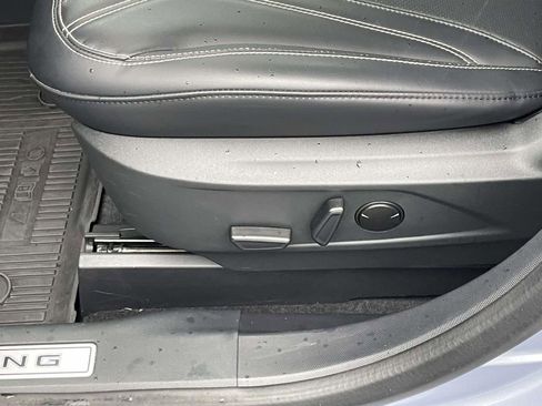 Used 2022 Ford Mustang Mach-E Premium image 21