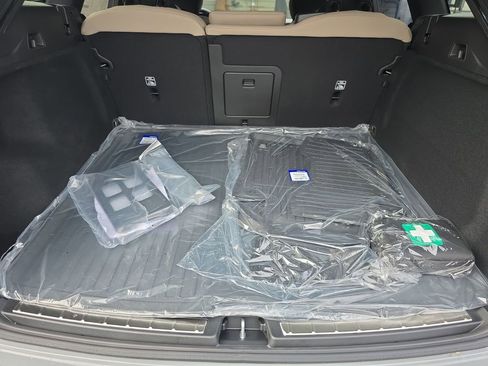 New 2026 Volvo XC60 B5 Plus w/ Protection Package Premier image 20