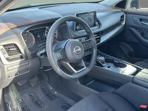 Certified 2023 Nissan Rogue SV FWD image 19