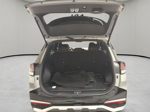 Used 2023 Kia Sportage SX FWD image 12