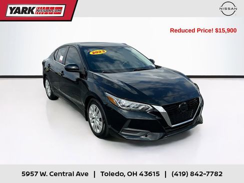 Used 2023 Nissan Sentra S image 1