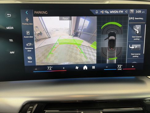 Used 2024 BMW X2 xDrive28i w/ Convenience Package AWD/4WD image 25