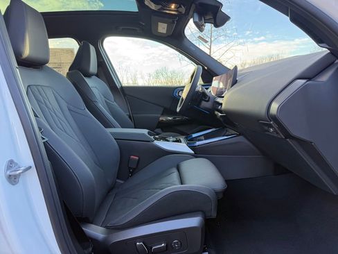 Used 2026 BMW X3 xDrive30 w/ M Sport Package AWD/4WD image 25