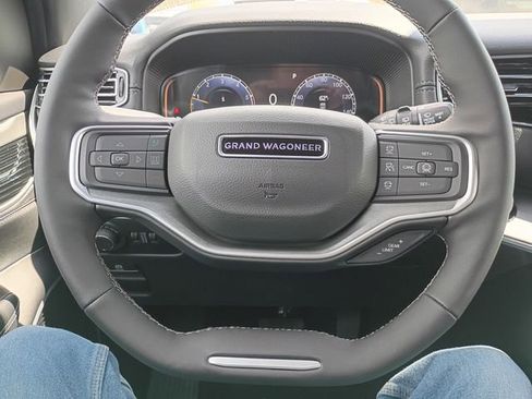 New 2026 Jeep Grand Wagoneer L Limited AWD/4WD image 11