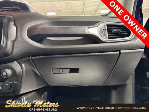 Certified 2019 Jeep Renegade Sport w/ Sport Appearance Group image 43