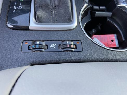 Used 2017 Toyota Highlander Limited Platinum AWD/4WD image 43