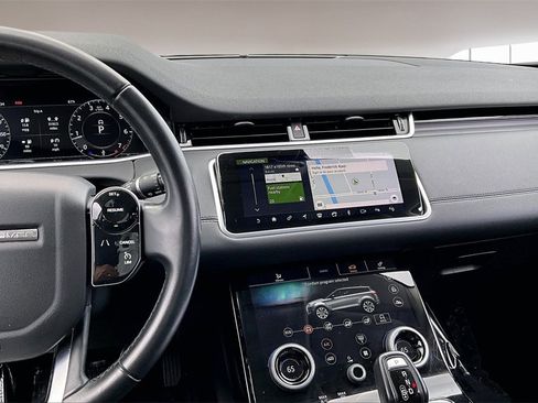 Used 2020 Land Rover Range Rover Evoque SE image 9