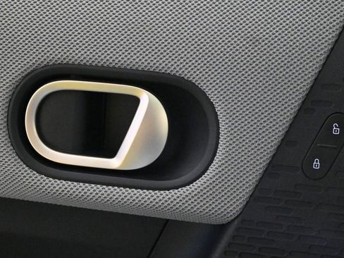 Certified 2025 MINI Cooper S image 23