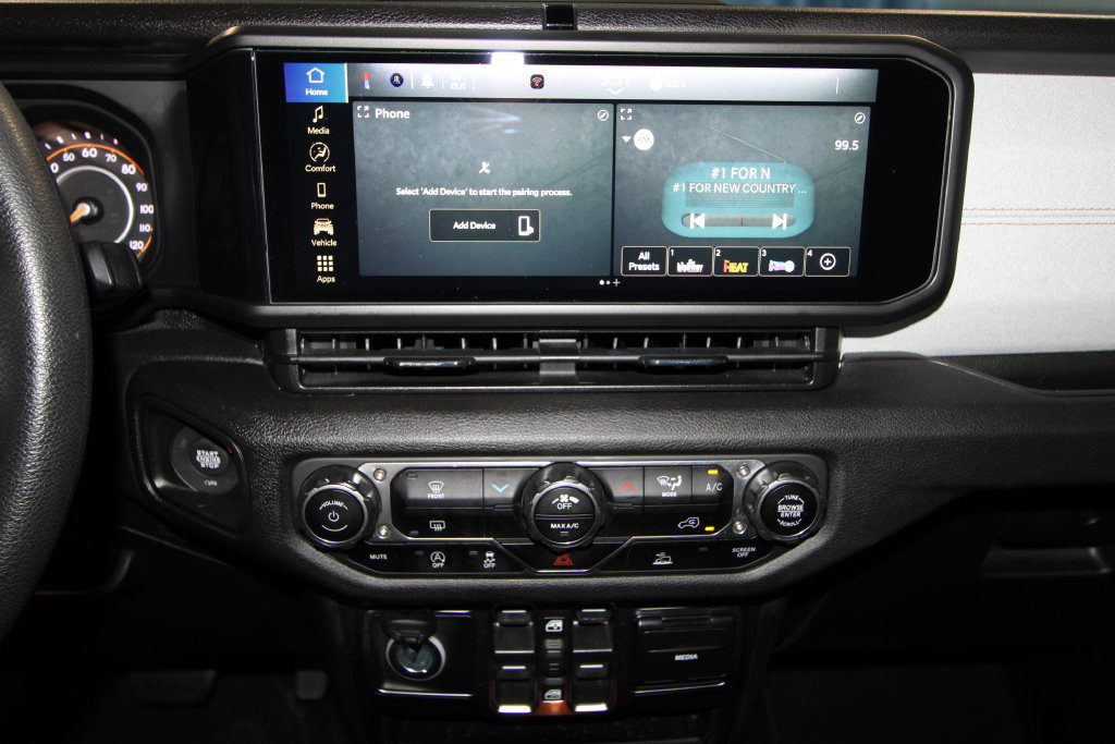 Used 2024 Jeep Gladiator Sport AWD/4WD image 14