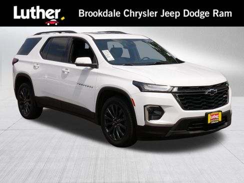 Used 2023 Chevrolet Traverse RS AWD/4WD image 1