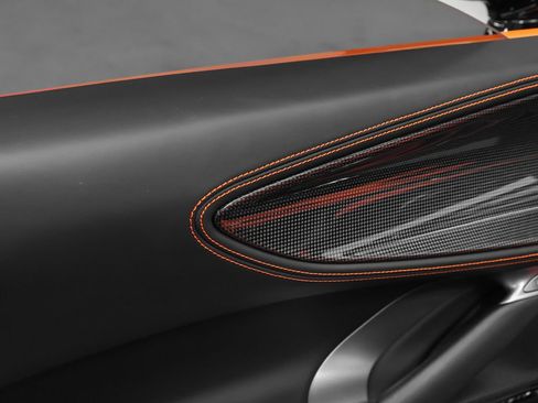 Certified 2023 Ferrari SF90 Spider Base image 81