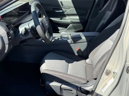 New 2026 Nissan Sentra SV FWD image 20