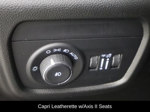Used 2024 Jeep Grand Cherokee Limited w/ Luxury Tech Group II AWD/4WD image 16