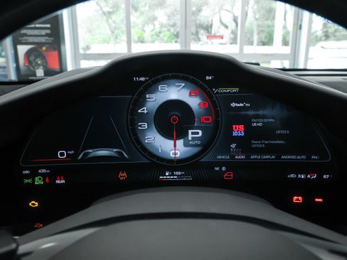 Used 2025 Ferrari Purosangue AWD/4WD image 31