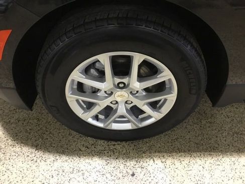 Used 2024 Chevrolet Equinox LT FWD image 9