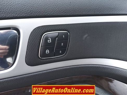 Used 2015 Ford Explorer Limited w/ Equipment Group 301A AWD/4WD image 15