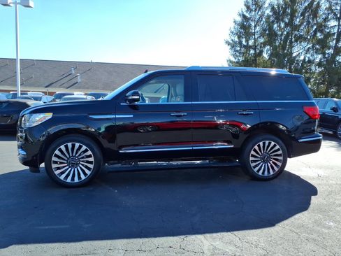 Used 2021 Lincoln Navigator Reserve w/ Luxury Package image 4