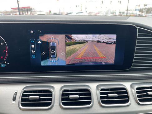 Used 2025 Mercedes-Benz GLE 350 4MATIC image 25