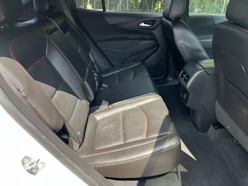 Used 2022 Chevrolet Equinox RS w/ RS Leather Package FWD image 23