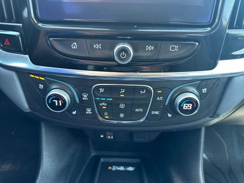 Certified 2021 Chevrolet Traverse Premier AWD/4WD image 4