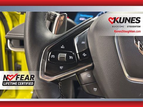 Used 2024 Chevrolet Corvette Stingray w/ Z51 Performance Package image 33
