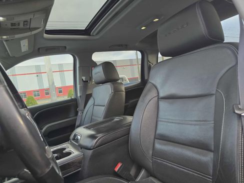 Used 2016 GMC Sierra 1500 Denali w/ Denali Ultimate Package image 10