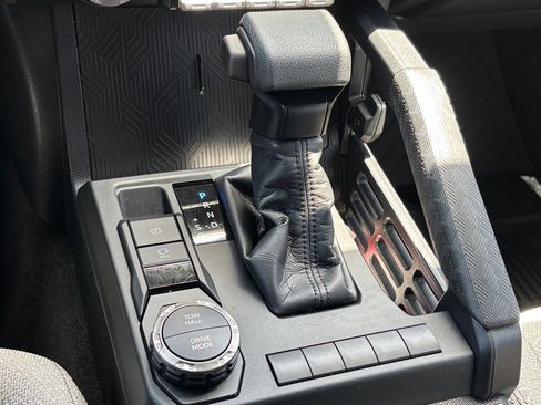 Used 2026 Toyota 4Runner SR5 RWD image 20