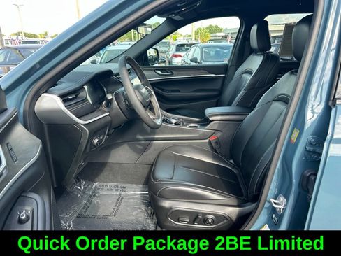 Used 2026 Jeep Grand Cherokee L Limited w/ Limited Altitude Package RWD image 10