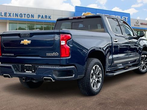 Used 2022 Chevrolet Silverado 1500 High Country image 13