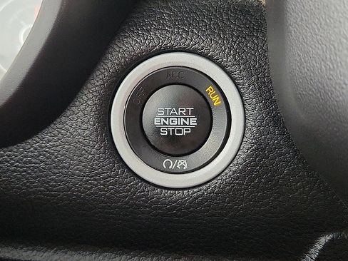 Used 2022 RAM 1500 Big Horn image 9