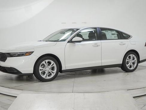 New 2026 Honda Accord LX image 4