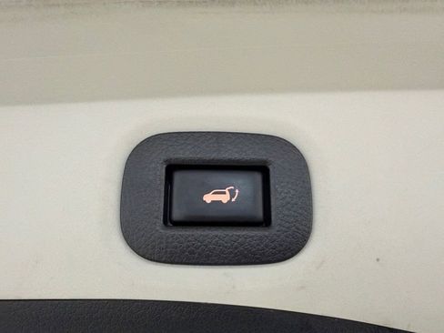 Used 2020 Nissan Rogue S AWD/4WD image 7