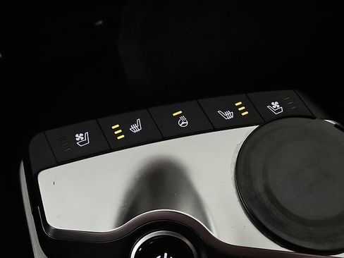 Used 2022 Kia EV6 Wind image 27