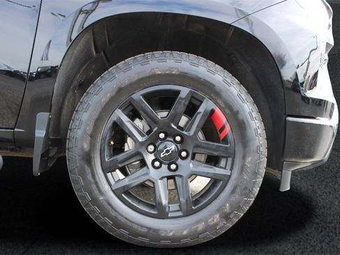 Used 2023 Chevrolet Silverado 1500 RST w/ Redline Edition image 12