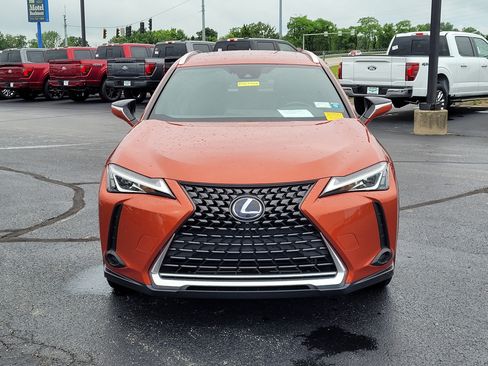 Used 2019 Lexus UX 250h w/ Accessory Package 2 AWD/4WD image 9