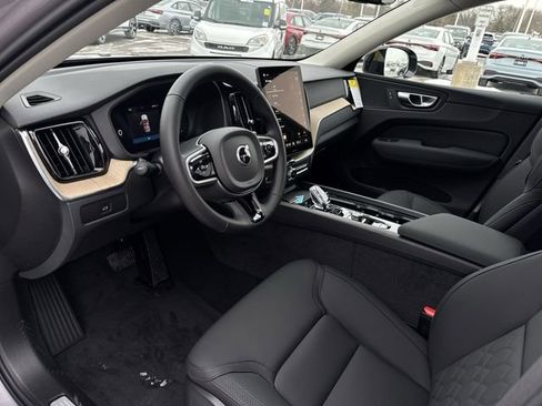 New 2026 Volvo XC60 B5 Plus w/ Protection Package Premier AWD/4WD image 10