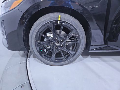 New 2025 Nissan Sentra SR w/ Midnight Edition image 26