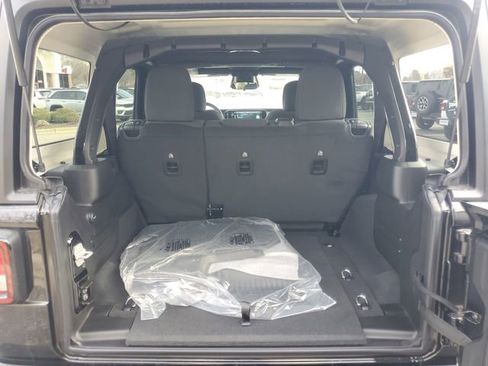 New 2026 Jeep Wrangler Unlimited Sport AWD/4WD image 9